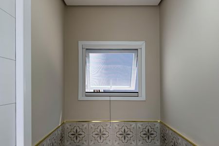 Casa à venda com 290m², 4 quartos e 7 vagas Casa à venda com 290m², 4 quartos e 7 vagasLavabo 2