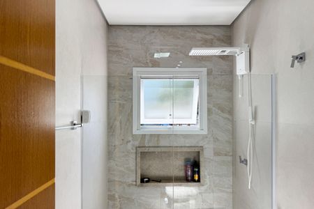 Casa à venda com 290m², 4 quartos e 7 vagas Casa à venda com 290m², 4 quartos e 7 vagasBanheiro - Suíte 1