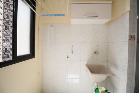 Apartamento à venda com 84m², 3 quartos e 1 vagaÁrea de Serviço