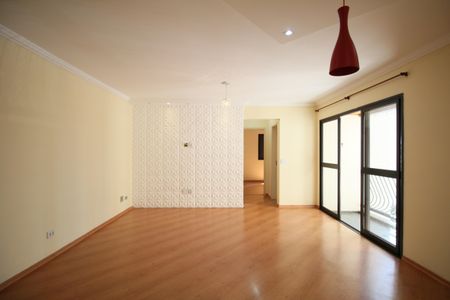 Sala de apartamento à venda com 3 quartos, 84m² em Chácara Agrindus, Taboão da Serra
