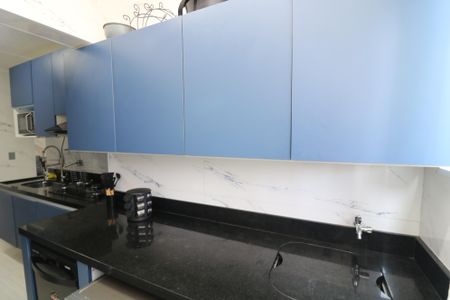 Apartamento à venda com 60m², 2 quartos e 1 vagaÁrea de Serviço