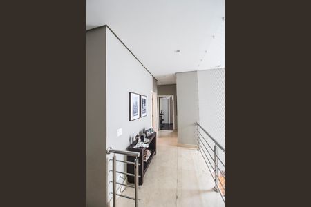 Casa de condomínio à venda com 341m², 2 quartos e 4 vagas Casa de condomínio à venda com 341m², 2 quartos e 4 vagasCorredor