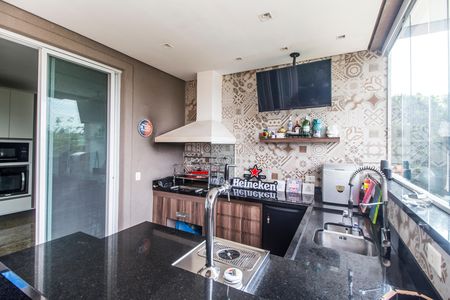 Casa de condomínio à venda com 341m², 2 quartos e 4 vagas Casa de condomínio à venda com 341m², 2 quartos e 4 vagasÁrea gourmet