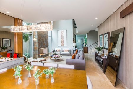 Casa de condomínio à venda com 341m², 2 quartos e 4 vagas Casa de condomínio à venda com 341m², 2 quartos e 4 vagasSala