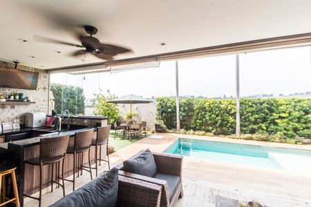 Casa de condomínio à venda com 341m², 2 quartos e 4 vagas Casa de condomínio à venda com 341m², 2 quartos e 4 vagasVista da Sala