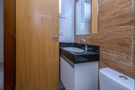 Casa de condomínio para alugar com 130m², 3 quartos e 2 vagasbanheiro na suíte_2