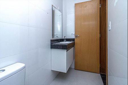 Casa de condomínio para alugar com 130m², 3 quartos e 2 vagasbanheiro social_3