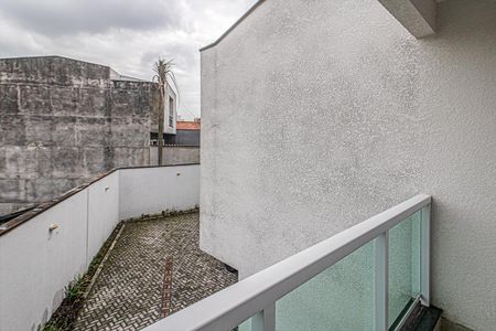 Casa de condomínio para alugar com 130m², 3 quartos e 2 vagassacada no quarto 2_2