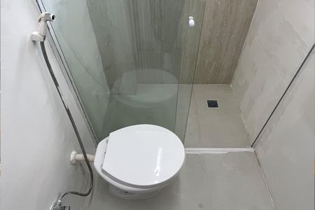 Apartamento para alugar com 86m², 2 quartos e 1 vaga Apartamento para alugar com 86m², 2 quartos e 1 vagaBanheiro da Suíte 2