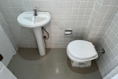 Apartamento para alugar com 86m², 2 quartos e 1 vaga Apartamento para alugar com 86m², 2 quartos e 1 vagaBanheiro de serviço