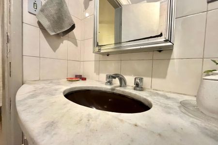Apartamento à venda com 110m², 3 quartos e 2 vagasBanheiro da Suíte