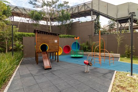 Apartamento para alugar com 69m², 3 quartos e 1 vaga Apartamento para alugar com 69m², 3 quartos e 1 vagaÁrea comum - Playground