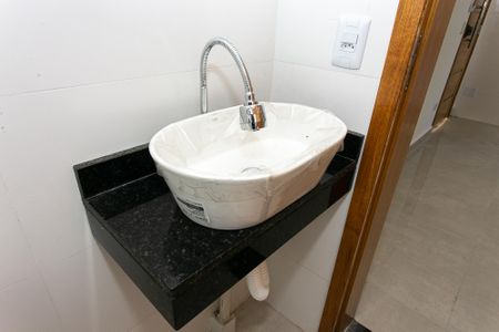 Apartamento para alugar com 55m², 2 quartos e sem vaga Apartamento para alugar com 55m², 2 quartos e sem vagaBanheiro