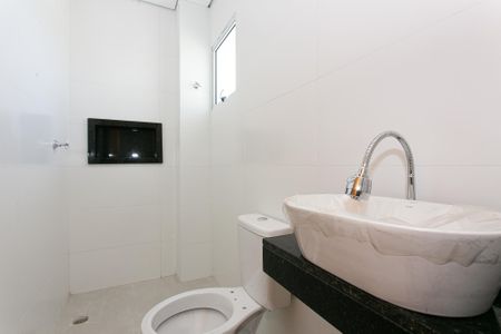 Apartamento para alugar com 55m², 2 quartos e sem vaga Apartamento para alugar com 55m², 2 quartos e sem vagaBanheiro