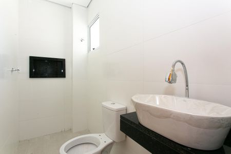 Apartamento para alugar com 55m², 2 quartos e sem vaga Apartamento para alugar com 55m², 2 quartos e sem vagaBanheiro