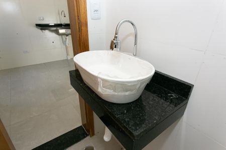 Apartamento para alugar com 55m², 2 quartos e sem vaga Apartamento para alugar com 55m², 2 quartos e sem vagaBanheiro