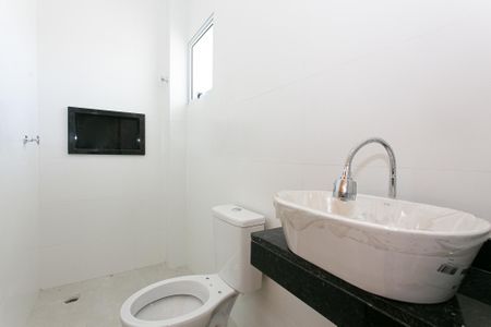 Apartamento para alugar com 55m², 2 quartos e sem vaga Apartamento para alugar com 55m², 2 quartos e sem vagaBanheiro