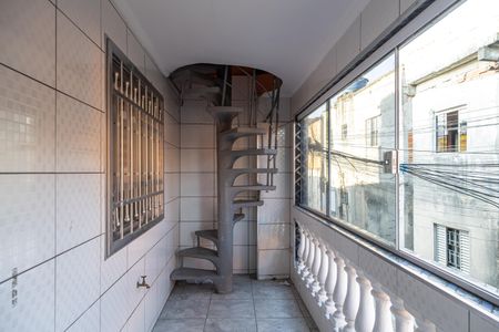 Casa para alugar com 85m², 3 quartos e sem vagaVaranda