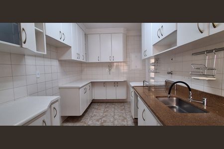 Apartamento à venda com 141m², 3 quartos e 2 vagasCozinha 