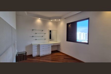 Apartamento à venda com 141m², 3 quartos e 2 vagasSuíte 