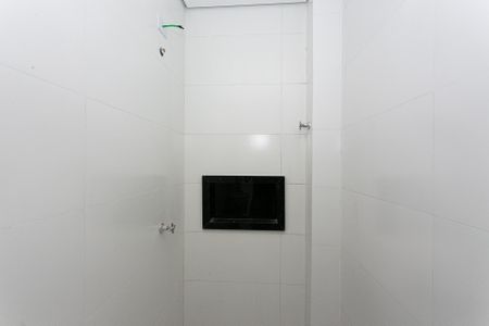 Apartamento para alugar com 55m², 2 quartos e sem vaga Apartamento para alugar com 55m², 2 quartos e sem vagaBanheiro