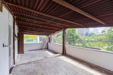 Casa de condomínio para alugar com 109m², 2 quartos e sem vaga Casa de condomínio para alugar com 109m², 2 quartos e sem vagaVaranda
