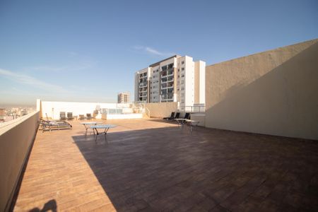 Apartamento para alugar com 24m², 2 quartos e sem vaga Apartamento para alugar com 24m², 2 quartos e sem vagaÁrea comum - Piscina