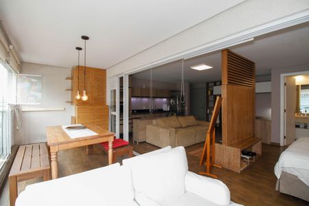 Varanda de apartamento para alugar com 1 quarto, 57m² em Pinheiros, São Paulo