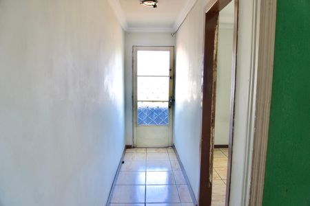 Corredor de apartamento para alugar com 2 quartos, 60m² em Vista Alegre, Belo Horizonte
