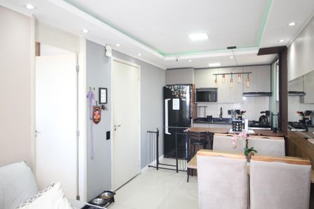 Sala de apartamento à venda com 3 quartos, 51m² em Mário Quintana, Porto Alegre