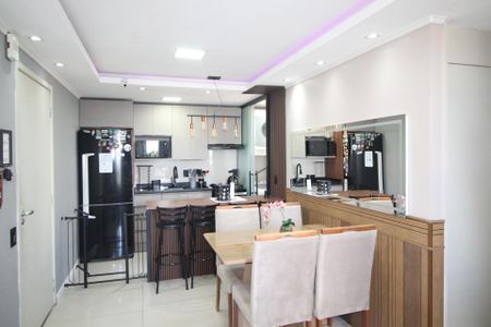 Sala de apartamento à venda com 3 quartos, 51m² em Mário Quintana, Porto Alegre