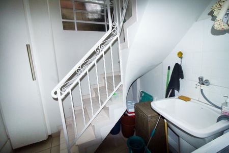 Casa à venda com 100m², 4 quartos e sem vagaÁrea de Serviço