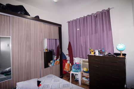 Casa à venda com 100m², 4 quartos e sem vagaQuarto 2