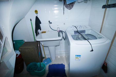 Casa à venda com 100m², 4 quartos e sem vagaÁrea de Serviço
