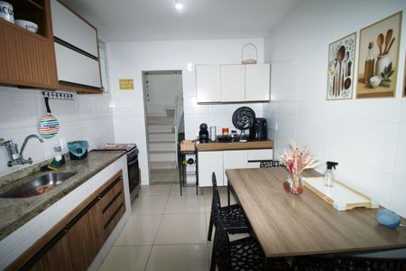 Casa à venda com 100m², 4 quartos e sem vagaCozinha