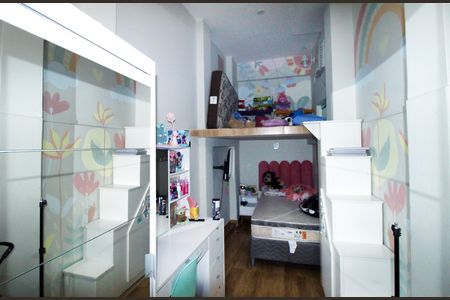 Casa à venda com 100m², 4 quartos e sem vagaQuarto 3 - Suíte