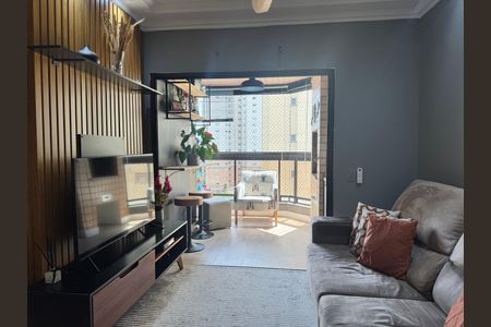 Sala  de apartamento à venda com 3 quartos, 78m² em Vila Suzana, São Paulo