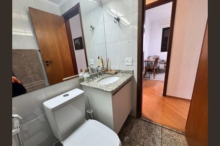 Apartamento à venda com 78m², 3 quartos e 2 vagasBanheiro
