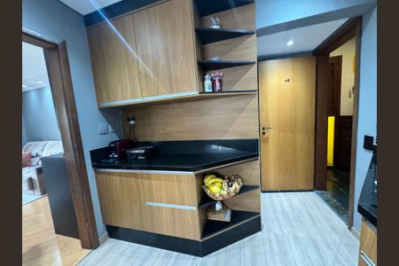 Apartamento à venda com 78m², 3 quartos e 2 vagasCozinha - Armários