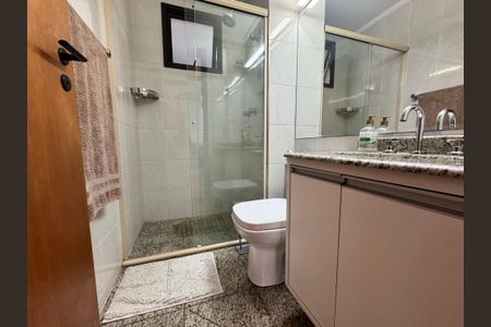 Apartamento à venda com 78m², 3 quartos e 2 vagasBanheiro 