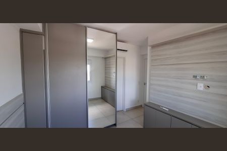 Apartamento para alugar com 70m², 2 quartos e 2 vagas Apartamento para alugar com 70m², 2 quartos e 2 vagasSuíte