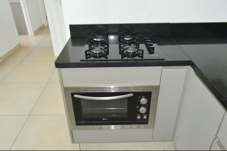 Apartamento para alugar com 70m², 2 quartos e 2 vagasCozinha