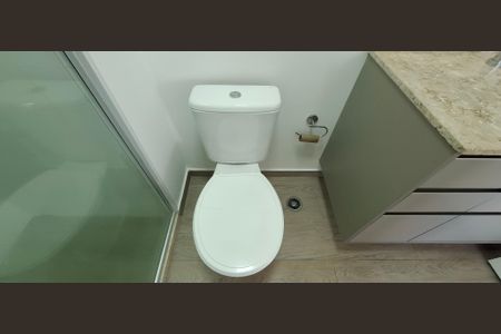 Apartamento para alugar com 70m², 2 quartos e 2 vagas Apartamento para alugar com 70m², 2 quartos e 2 vagasBanheiro