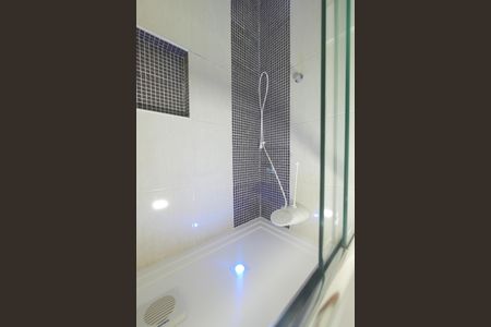 Apartamento para alugar com 68m², 2 quartos e 1 vagaBanheiro Corredor