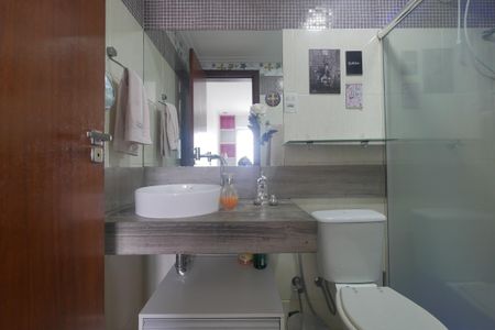 Apartamento para alugar com 68m², 2 quartos e 1 vagaBanheiro da Suíte