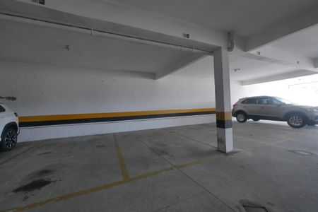 Apartamento para alugar com 68m², 2 quartos e 1 vagaGaragem