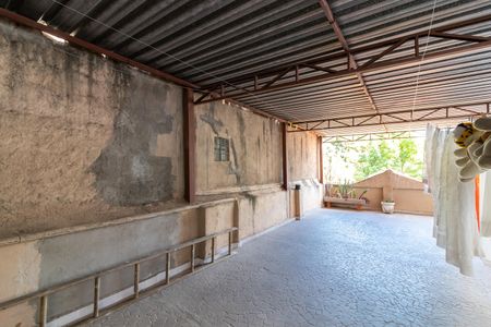 Casa para alugar com 130m², 2 quartos e sem vagaSalão