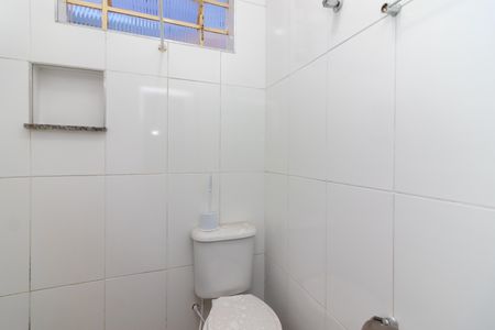 Casa para alugar com 130m², 2 quartos e sem vagaEdícula 2 - Banheiro 