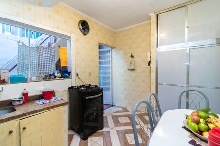 Casa para alugar com 130m², 2 quartos e sem vagaCozinha