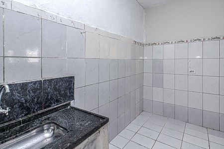 cozinha_4 de casa para alugar com 1 quarto, 60m² em Jardim Seckler, São Paulo